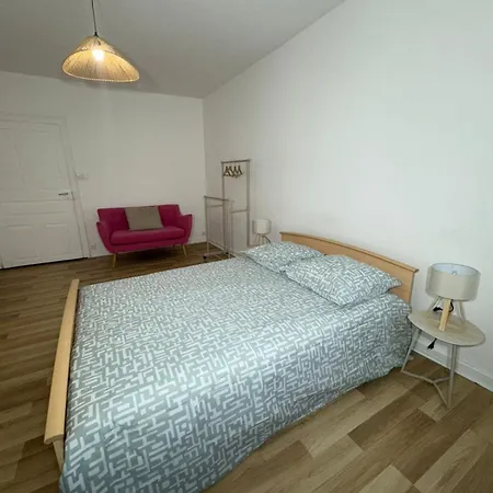 Appartamento Proche Amnéville, 2 Chambres, 5 Couchages, Cuisine, Salon, Terrasse Et Parking Rombas