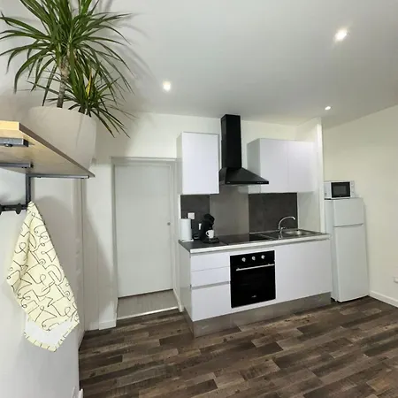 Appartamento Proche Amnéville, 2 Chambres, 5 Couchages, Cuisine, Salon, Terrasse Et Parking *