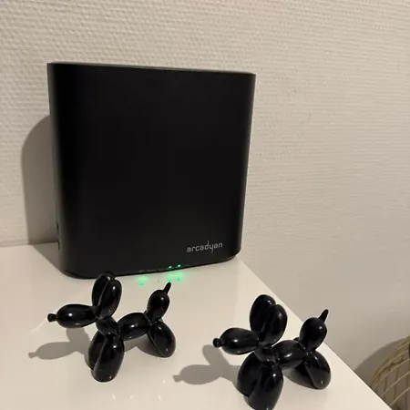 Proche Amneville, 2 Chambres, 5 Couchages, Cuisine, Salon, Terrasse Et Parking Rombas