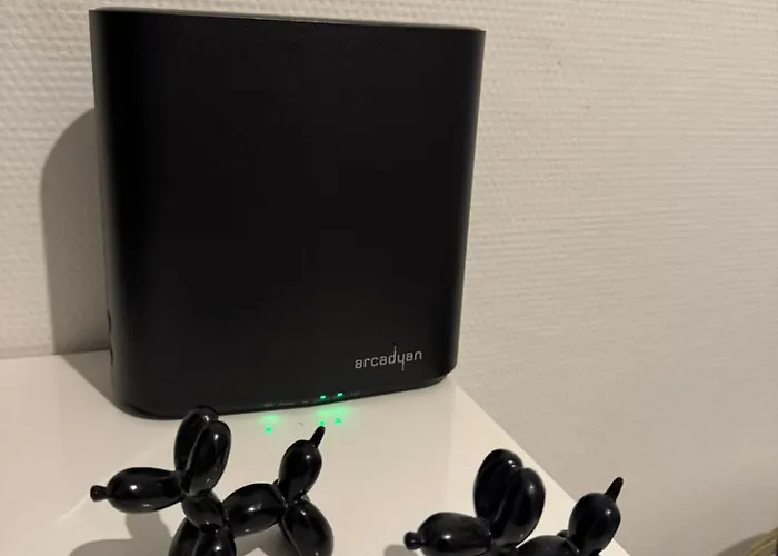 Proche Amneville, 2 Chambres, 5 Couchages, Cuisine, Salon, Terrasse Et Parking Rombas